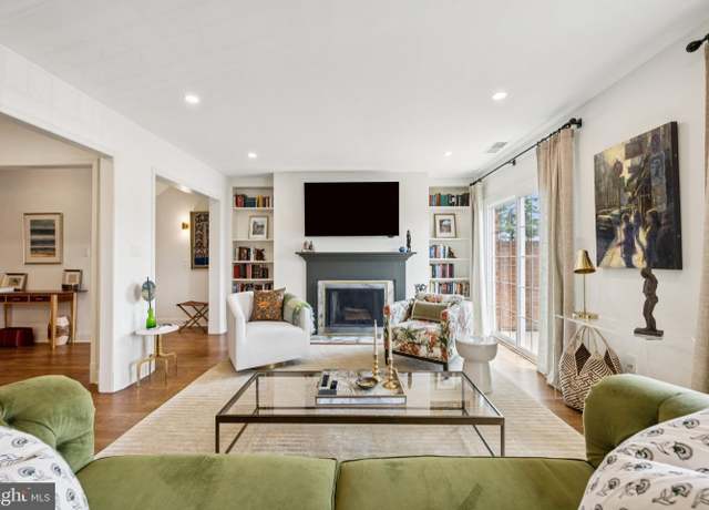 Property at 1610 Belmont St NW Unit B, Washington, DC 20009, 3 beds, 2.5 baths