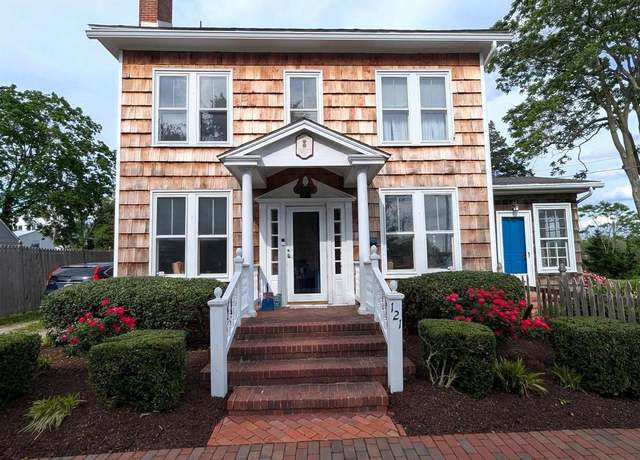 Property at 121 S Conwell St, Seaford, DE 19973, 5 beds, 2.5 baths