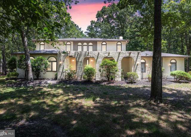 Property at 3 Grand Coach Ct, Medford, NJ 08055, 4 beds, 3 baths
