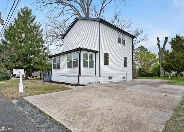 Property at 7 Jerome, Sicklerville, NJ 08081, 3 beds, 1.5 baths