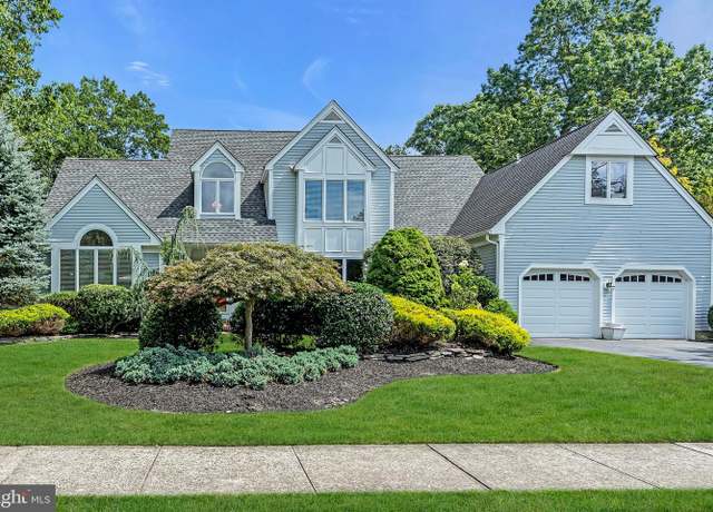 Property at 1261 Indian Hill Rd, Toms River, NJ 08753, 3 beds, 3.5 baths