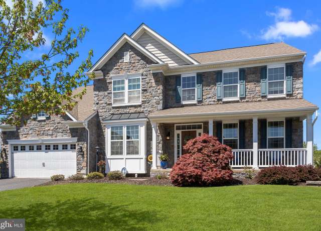 Property at 1419 Gabriel Ln, Warwick, PA 18974, 5 beds, 4.5 baths