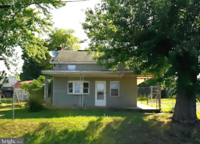 Property at 178 Church St, Hustontown, PA 17229, 2 beds, 1 bath