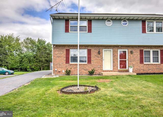 Property at 269 N Reamstown Rd, Denver, PA 17517, 2 beds, 2.5 baths