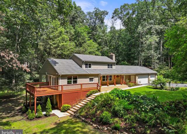 Property at 226 Acorn Ln, Lititz, PA 17543, 3 beds, 3 baths