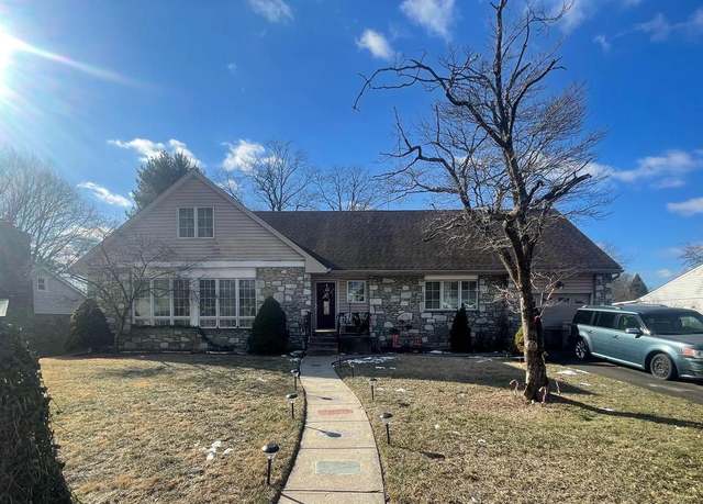 Property at 204 Lenape Ave, Elkins Park, PA 19027, 4 beds, 2 baths