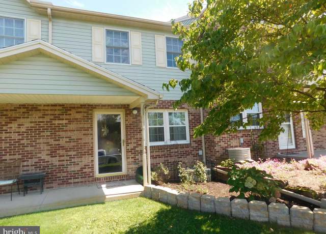 Property at 54 Greenfield Dr, Reedsville, PA 17084, 2 beds, 1.5 baths