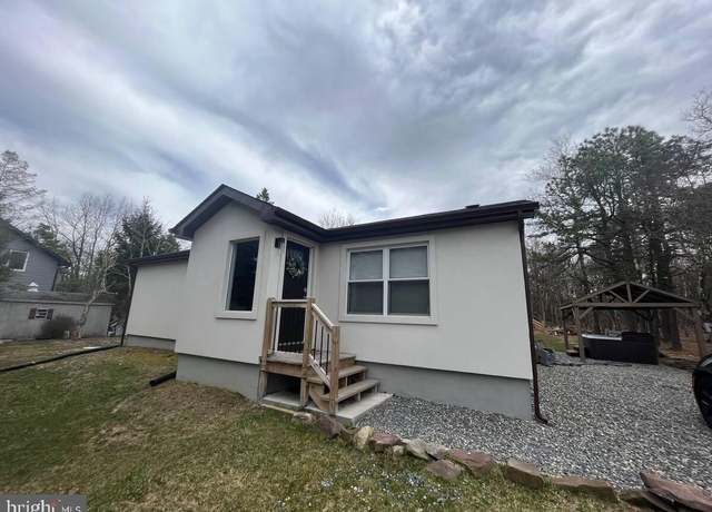 Property at 20 Lakeview Dr, Albrightsville, PA 18210, 3 beds, 2 baths