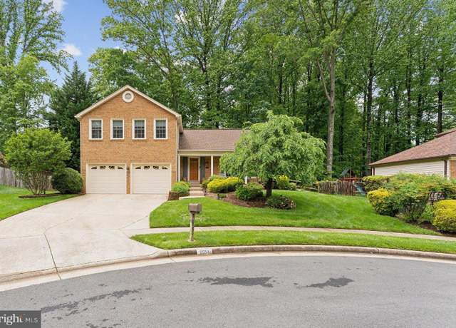Property at 6554 Gladeview Ct, Burke, VA 22015, 4 beds, 2.5 baths