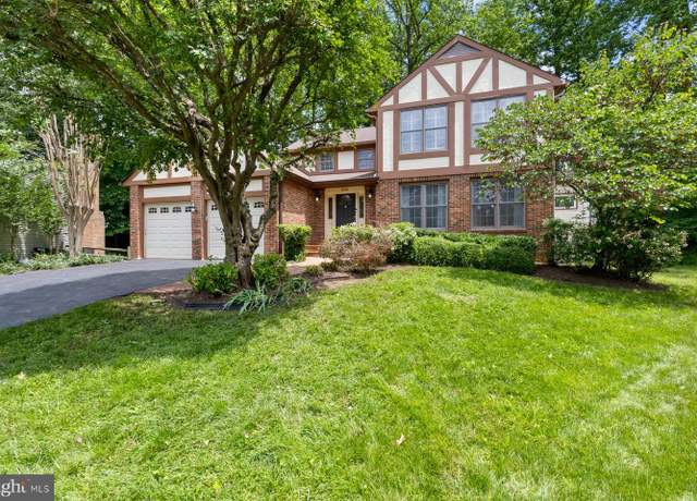 Property at 9300 Olivia Pl, Burke, VA 22015, 5 beds, 3.5 baths