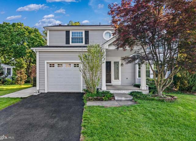 Property at 10462 Brackets Ford Cir, Manassas, VA 20110, 6 beds, 3.5 baths