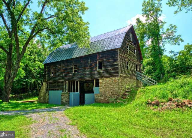 Property at 18 Old Mill Rd, Washington, VA 22747