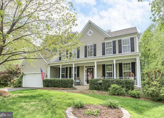 Property at 11012 N Lamont Ct, Fredericksburg, VA 22407, 4 beds, 2.5 baths