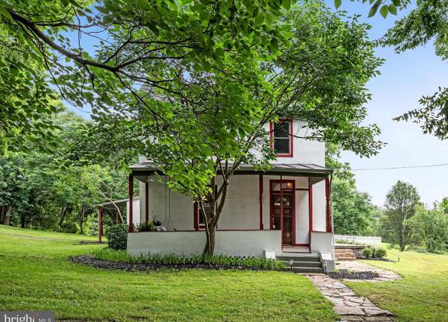 Property at 1235 S River Rd, Front Royal, VA 22630, 3 beds, 1.5 baths