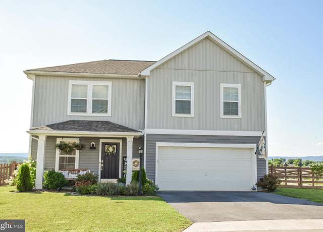 Property at 138 Muscovoy Dr, Bunker Hill, WV 25413, 4 beds, 2.5 baths