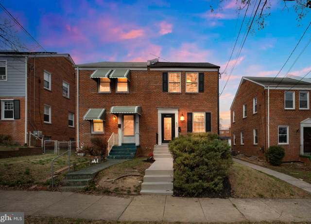 Property at 53 Underwood Pl NW, Washington, DC 20012, 4 beds, 2.5 baths