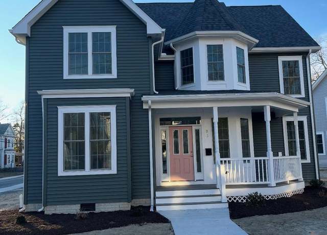 Property at 93 6th St W, Laurel, DE 19956, 3 beds, 2.5 baths