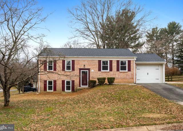 Property at 11200 Trippon Ct, North Potomac, MD 20878, 4 beds, 2 baths