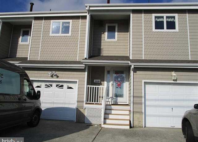 Property at 3923 Atlantic Brigantine Blvd Unit B, Brigantine, NJ 08203, 3 beds, 2.5 baths