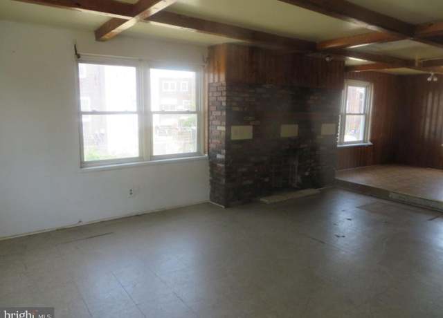 Property at 402 S 30th St, Camden, NJ 08105, 3 beds, 1 bath