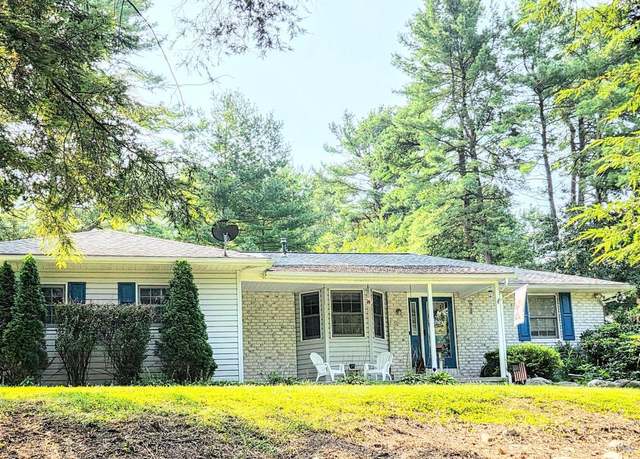 Property at 120 Cardinal Dr, Palmerton, PA 18071, 3 beds, 2 baths