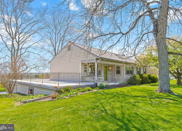 Property at 3628 Horizon Dr, Lancaster, PA 17601, 3 beds, 2 baths