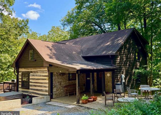 Property at 374 Boyers Mill Ln, Middletown, VA 22645, 3 beds, 2 baths