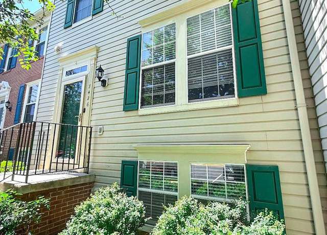Property at 7426 Gadsby Sq, Alexandria, VA 22315, 3 beds, 3.5 baths