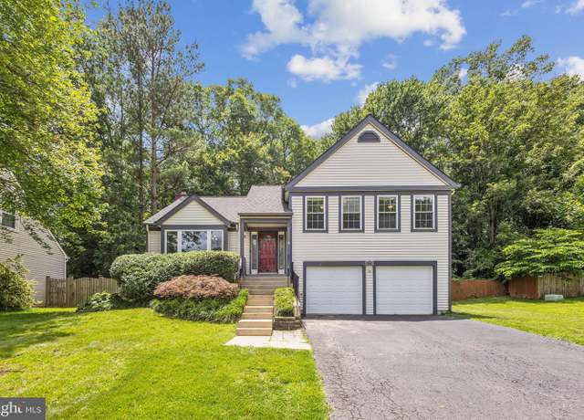 Property at 9003 Triple Ridge Rd, Fairfax Station, VA 22039, 4 beds, 3 baths