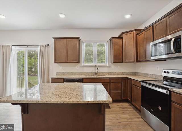 Property at 11041 Lee St, King George, VA 22485, 4 beds, 2.5 baths