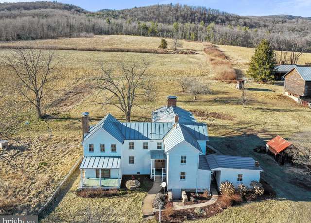 Property at 329 Miller Rd, Edinburg, VA 22824, 4 beds, 3.5 baths