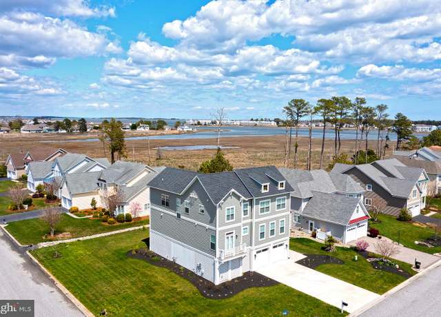 Property at 37463 Seaside Dr, Ocean View, DE 19970, 4 beds, 3 baths