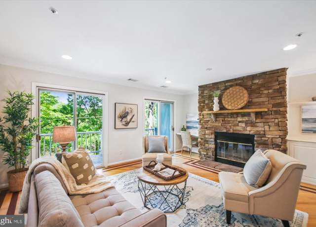 Property at 1233 Boucher Ave, Annapolis, MD 21403, 3 beds, 2.5 baths
