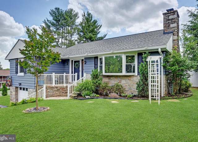 Property at 8113 Valley Ln, Ellicott City, MD 21043, 3 beds, 2 baths