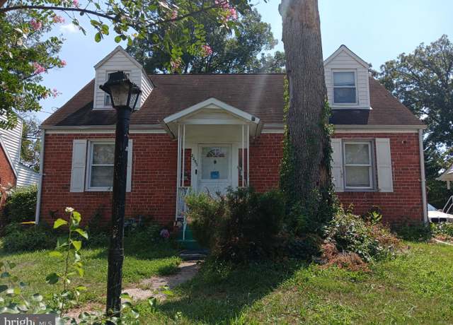 Property at 2205 Calvert St, Hyattsville, MD 20783, 5 beds, 3 baths