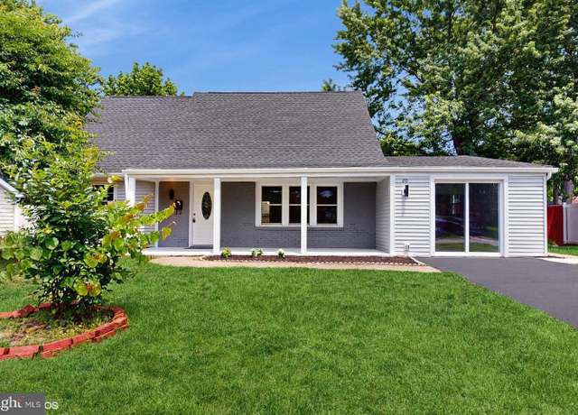 Property at 20 Expert Ln, Willingboro, NJ 08046, 4 beds, 2 baths