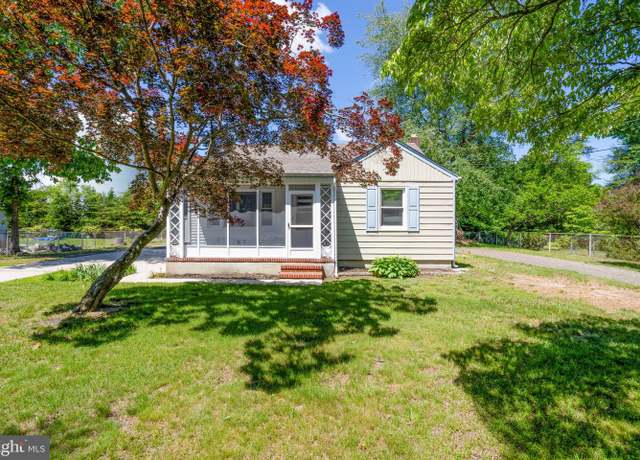 Property at 108 Geissinger Ave, Millville, NJ 08332, 2 beds, 1.5 baths