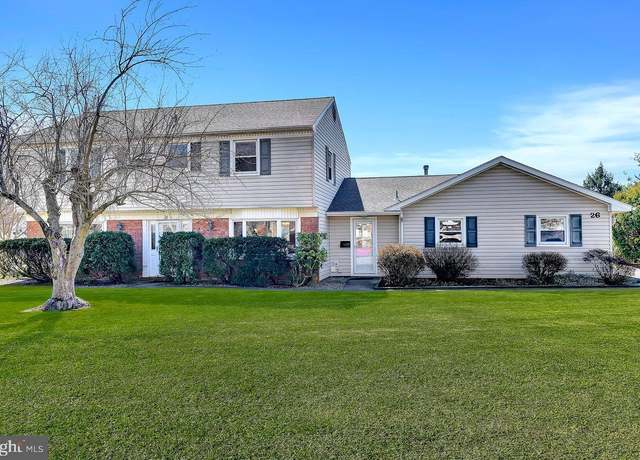 Property at 26 Plymouth Dr, Freehold, NJ 07728, 4 beds, 2.5 baths