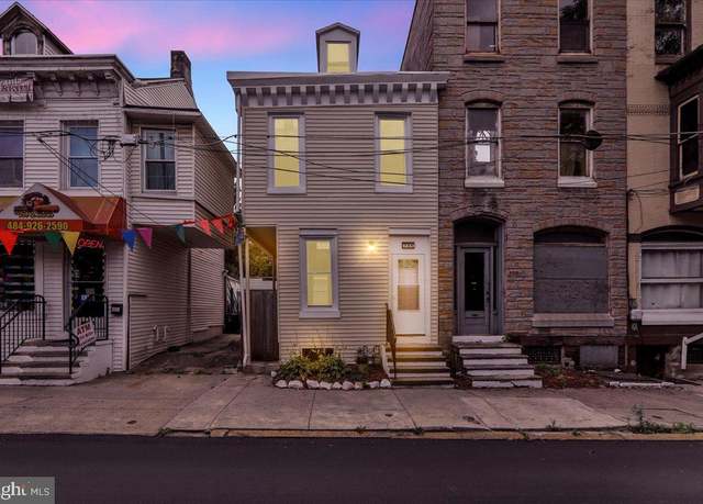 Property at 734 Franklin St, Reading, PA 19602, 3 beds, 1.5 baths