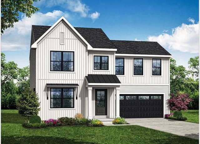 Property at 24 American Ave, Carlisle, PA 17015, 3 beds, 2.5 baths