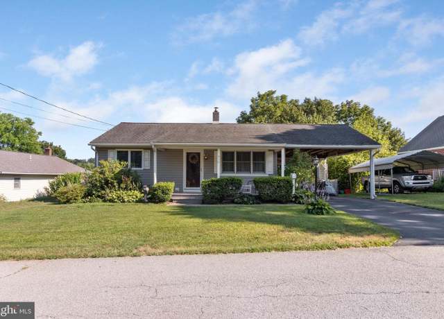 Property at 410 E Lamb St, Bellefonte, PA 16823, 3 beds, 2.5 baths