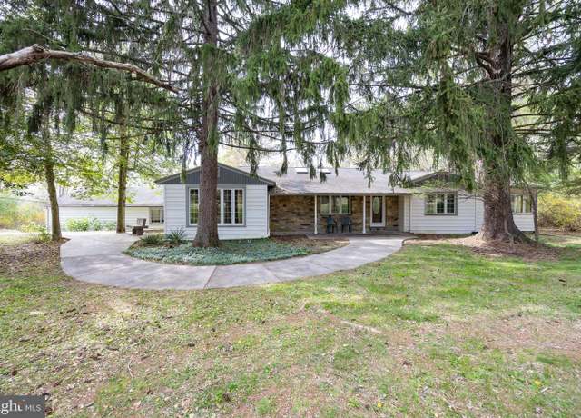 Property at 126 Pine Dr, Phoenixville, PA 19460, 3 beds, 2 baths