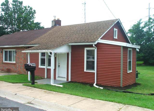Property at 2514 Thomas Ave, Upper Chichester, PA 19014, 2 beds, 1 bath