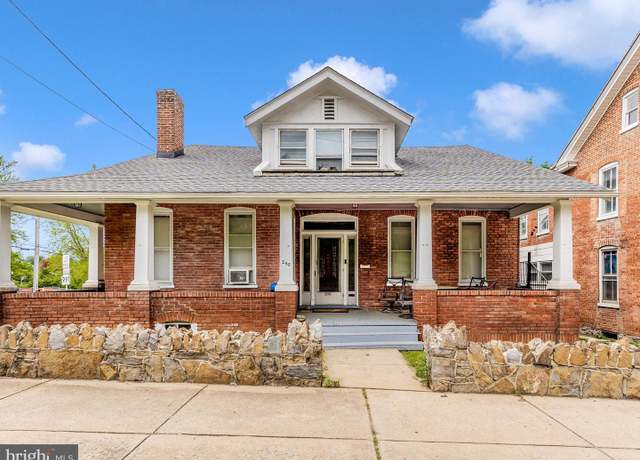 Property at 250 E E Main St, Waynesboro, PA 17268, 5 beds