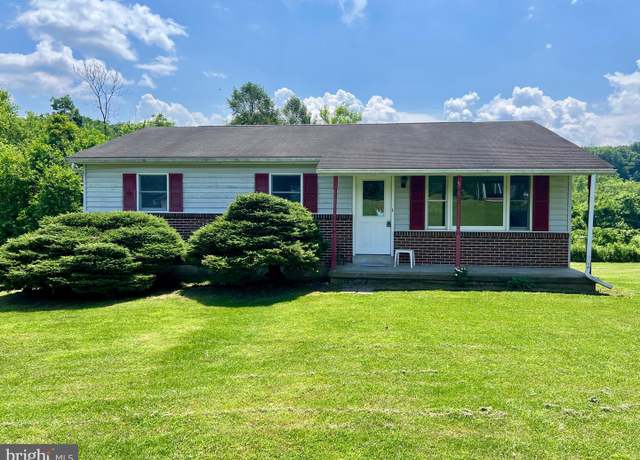 Property at 13 Moyer St, Port Royal, PA 17082, 3 beds, 1 bath