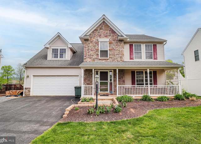 Property at 3251 Walker Ave, Dover, PA 17315, 3 beds, 3.5 baths