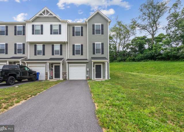 Property at 261 Holstein Dr Lot 103, Hanover, PA 17331, 3 beds, 2.5 baths