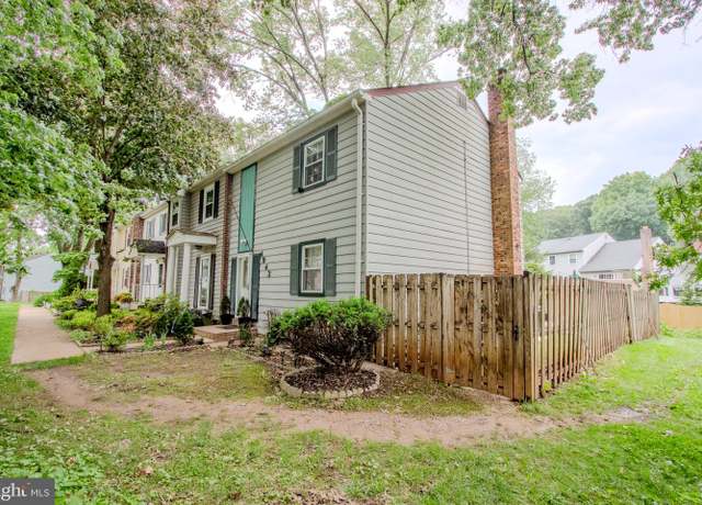 Property at 4943 Tibbitt Ln, Burke, VA 22015, 4 beds, 2.5 baths
