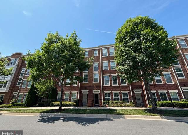 Property at 3052 Rittenhouse Cir #52, Fairfax, VA 22031, 3 beds, 2.5 baths