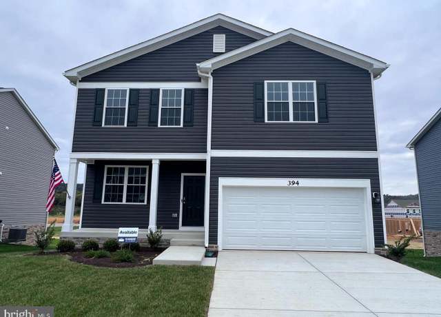 Property at 394 Aylesbury Ln, Martinsburg, WV 25403, 4 beds, 2.5 baths